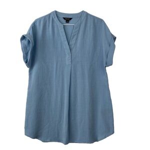 RAYCHEL Roy linen look v-neck tunic length short sleeve top in blue